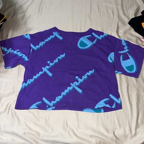 Champion Cropped Tee - Picture 4 of 4